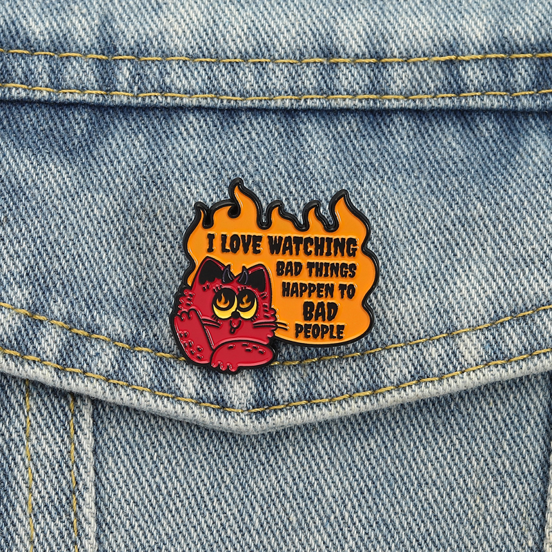 Evil Cat Enamel Pins Watching  – Zoe Jewelry Watches recenzja i cena