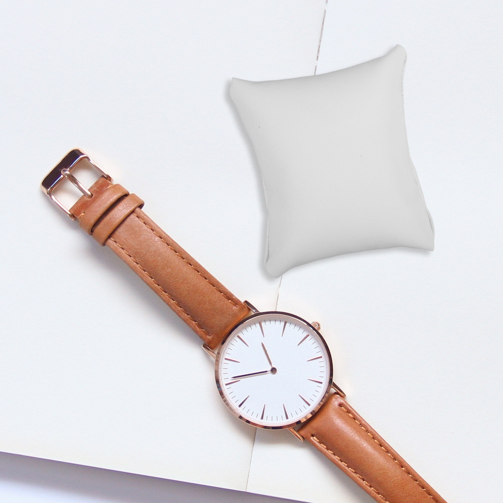 6Pcs Watch Pillow Set PU Watch – Jewelry Bracelet Watches recenzja i cena