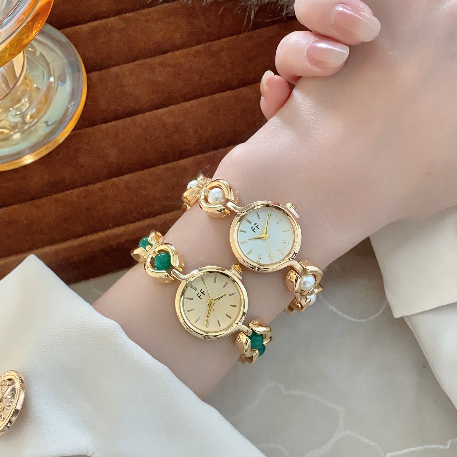 Elegant Round Watch for Women  – Stones Watches & Jewelry In Sweden Ab recenzja i cena