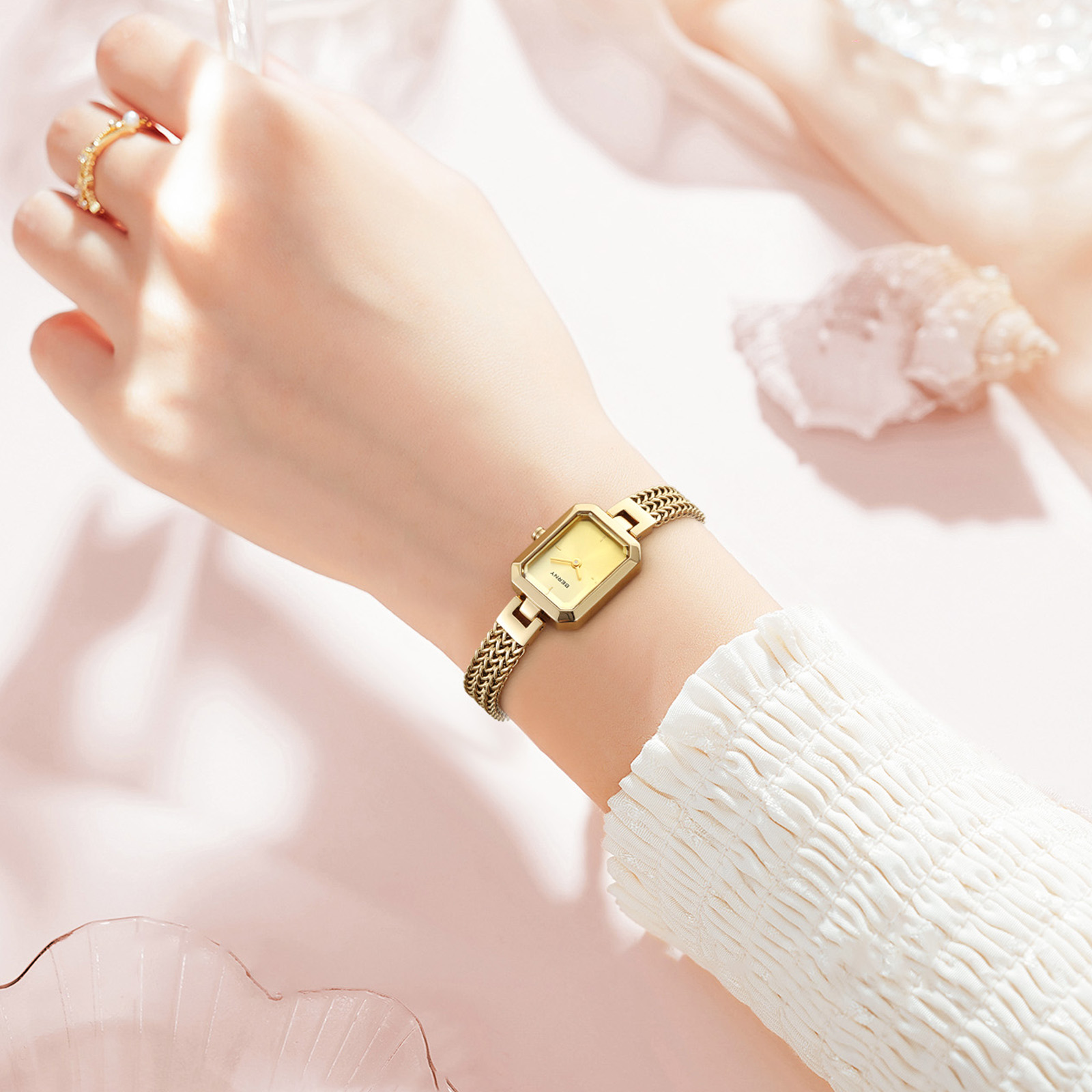 BERNY Gold Watch for Women Min – Mystery Jewelry Jar Watches recenzja i cena
